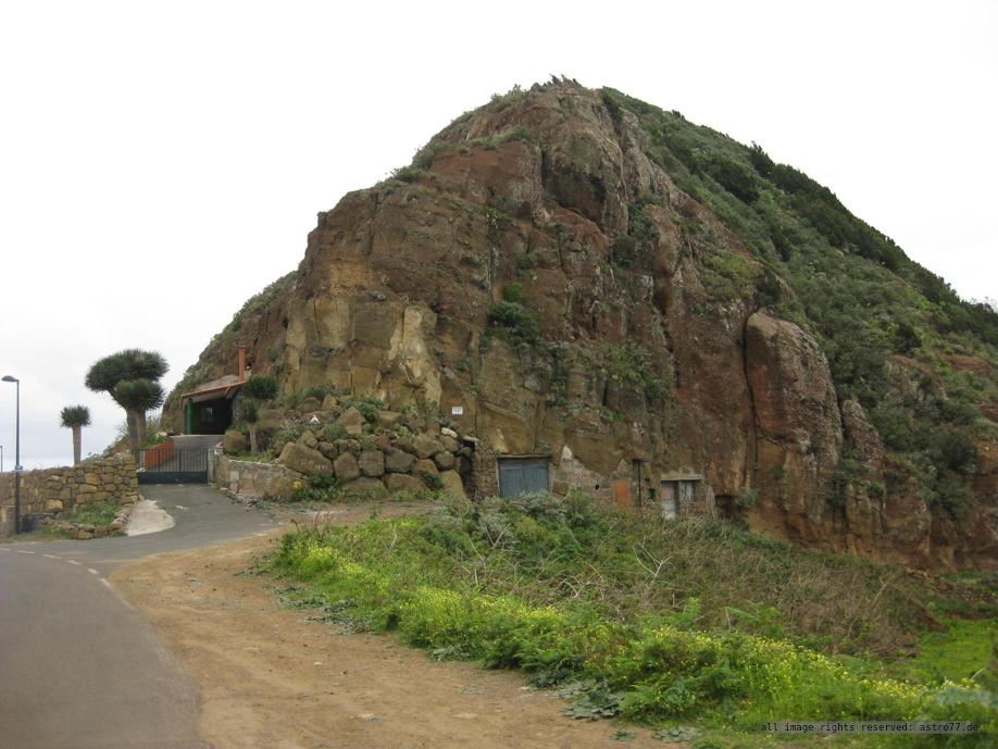 Tenerife cave houses
